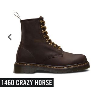 Dr. Martens BRAND NEW!! Unisex Men:7/Women:8